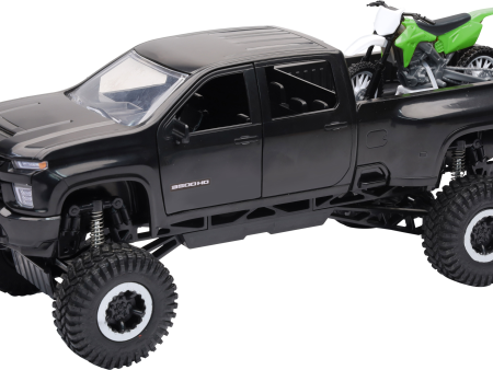 1:20 SCALE CHEVROLET 3500 HD OFFROAD PICKUP W GRN DIRT BIKE For Sale